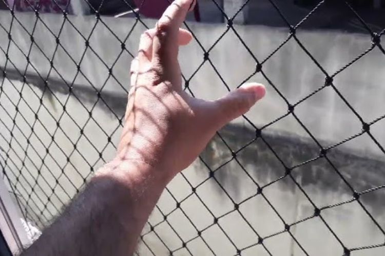 É final de semana e não pode chamar profissionais no momento? O que fazer para consertar sua rede de proteção danificada em 5 passos